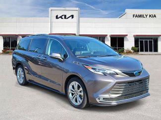 Used 2023 Toyota Sienna Platinum FWD 360° Tour