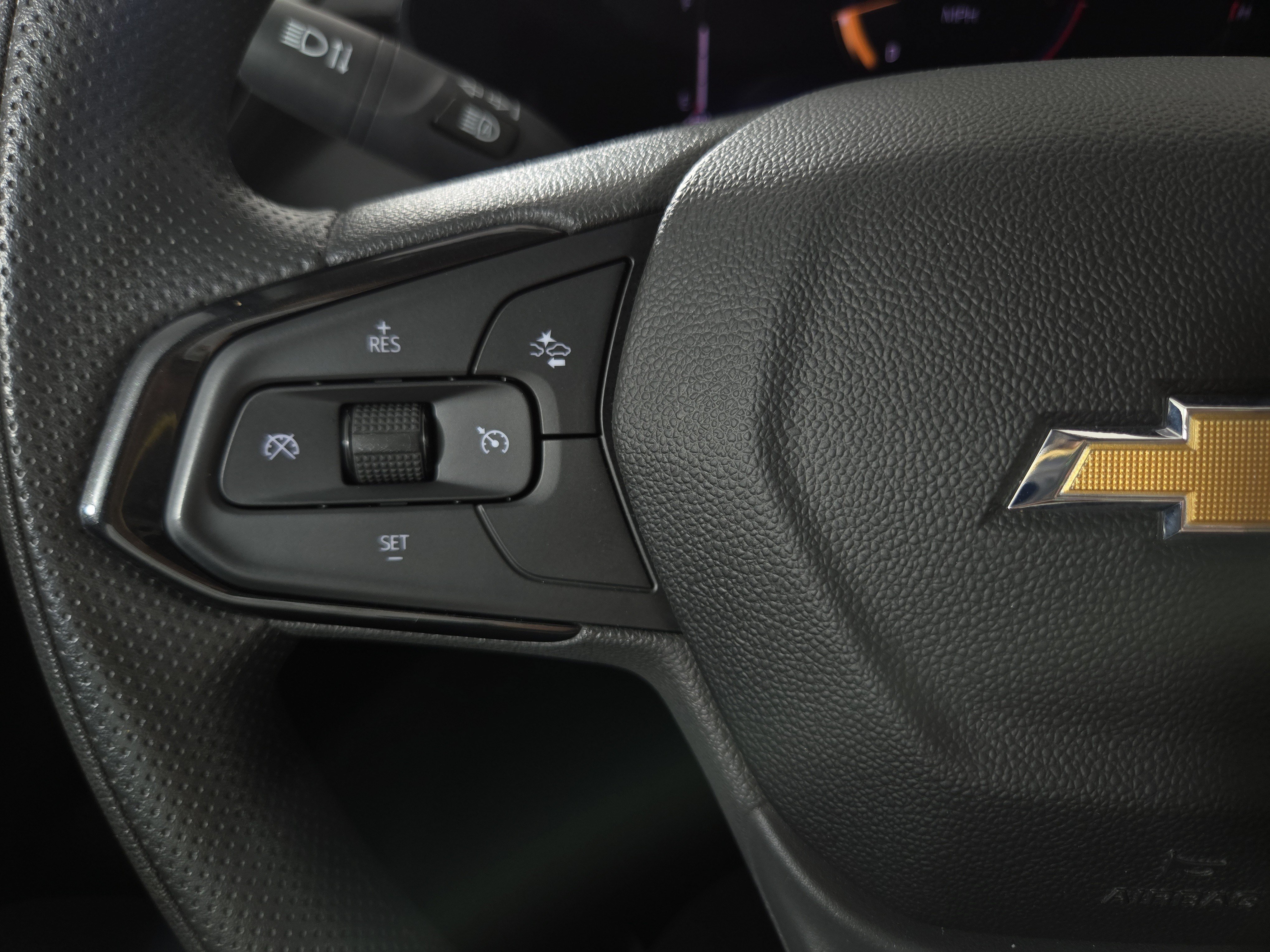 Used 2025 Chevrolet TrailBlazer LT AWD/4WD image 15