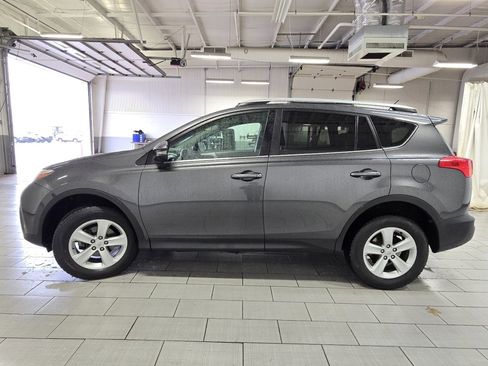 Used 2014 Toyota RAV4 XLE AWD/4WD image 12