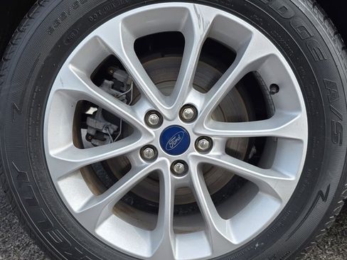 Used 2020 Ford Fusion SE image 35