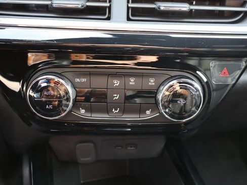 New 2026 Chevrolet Trax RS w/ Driver Confidence Package image 19