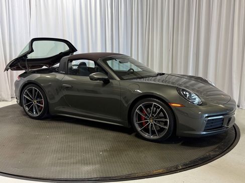 Used 2022 Porsche 911 Targa 4S image 37