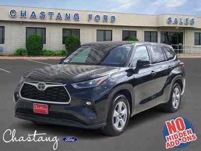 Used 2021 Toyota Highlander LE