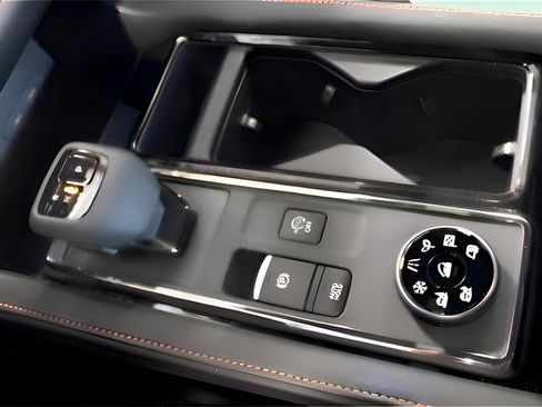 Used 2025 Nissan Pathfinder Rock Creek image 14