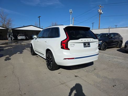New 2026 Volvo XC90 B6 Ultra image 15
