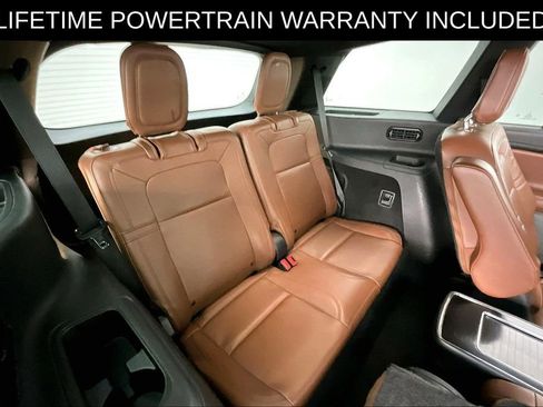 Used 2022 Lincoln Aviator Reserve w/ Equipment Group 201A AWD/4WD image 37