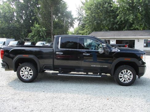 Used 2022 GMC Sierra 3500 Denali w/ Denali Ultimate Package AWD/4WD image 6