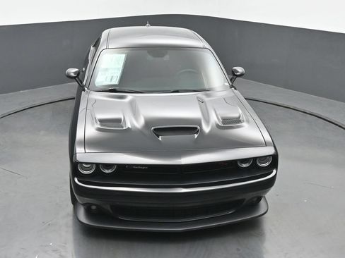 Used 2022 Dodge Challenger R/T Scat Pack RWD image 40