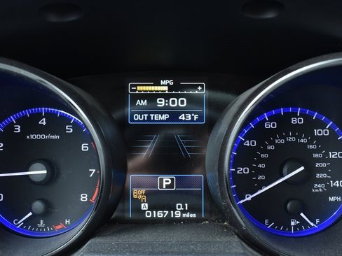 Used 2019 Subaru Outback 2.5i Premium image 10