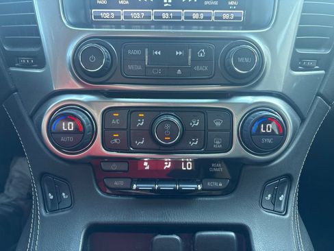 Used 2019 Chevrolet Suburban LT AWD/4WD image 23