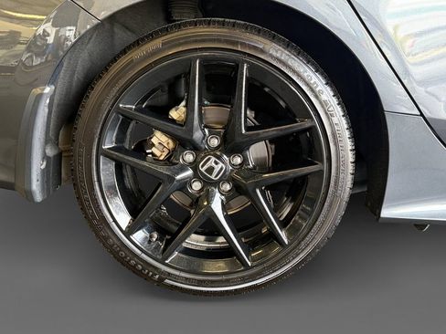 Used 2024 Honda Civic Sport image 11