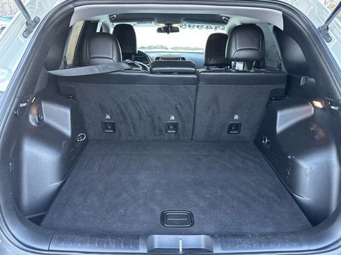 Used 2019 Jeep Cherokee Latitude Plus image 22