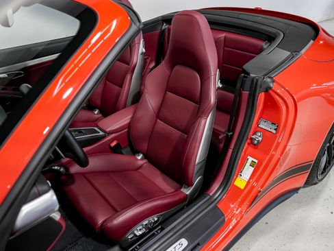 Used 2018 Porsche 911 Carrera GTS image 22