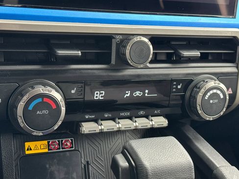 Certified 2025 Toyota Tacoma TRD Sport image 20