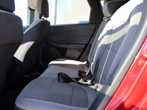 Certified 2022 Ford Escape SE w/ Convenience Package image 18