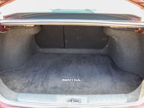 Used 2024 Nissan Sentra SV FWD image 26