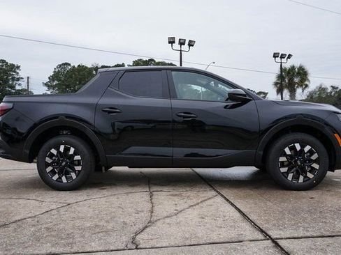 New 2026 Hyundai Santa Cruz SE FWD image 3