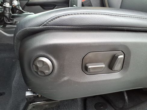 Used 2024 Jeep Wrangler Sahara w/ Technology Group image 13