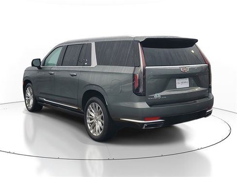 Used 2023 Cadillac Escalade ESV Premium Luxury w/ Performance Package image 3