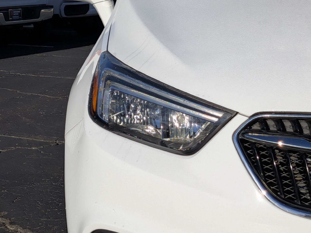 Used 2020 Buick Encore Preferred AWD/4WD image 10