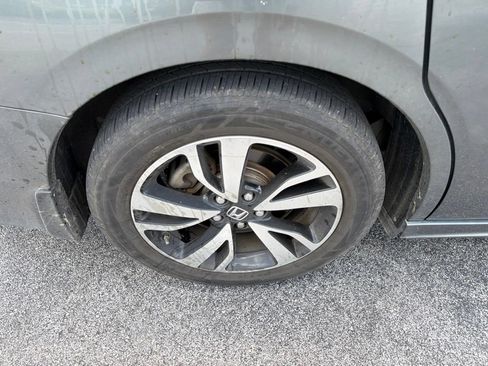 Used 2019 Honda Odyssey Elite image 4
