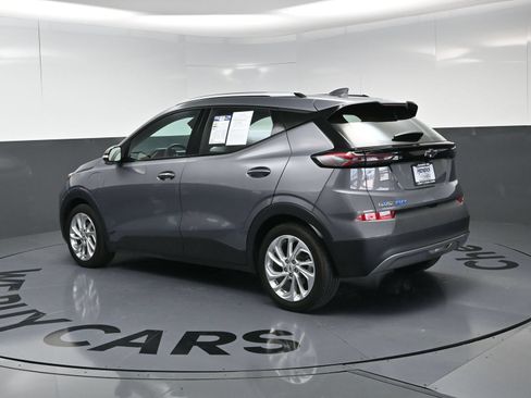 Used 2022 Chevrolet Bolt EUV LT w/ Driver Confidence Package FWD image 7
