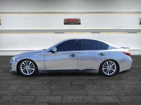 Used 2018 INFINITI Q50 Luxe w/ Essential Package (2.0T Luxe) image 4