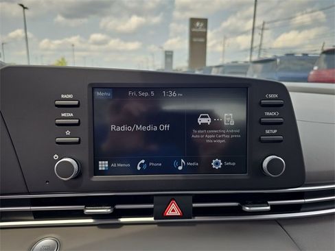 New 2025 Hyundai Elantra Sport image 16