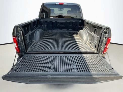 Used 2020 Ford F150 XLT image 24