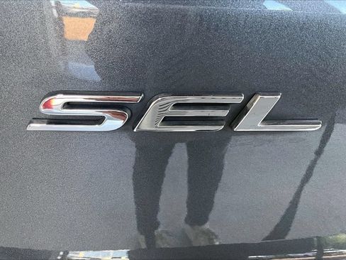 Certified 2024 Ford Edge SEL w/ Convenience Package AWD/4WD image 31
