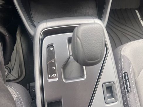 Used 2025 Subaru Crosstrek 2.0i image 29