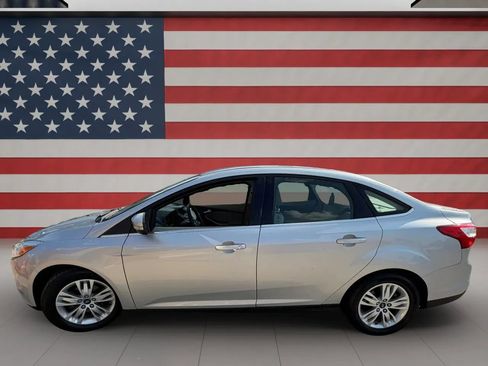 Used 2012 Ford Focus SEL FWD image 4