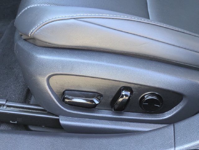 Used 2023 Lexus ES 350 w/ Accessory Package (Z2) FWD image 25