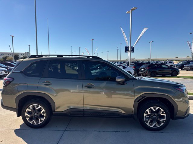 Certified 2026 Subaru Forester Premium AWD/4WD image 2