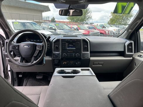 Used 2017 Ford F150 XLT w/ Trailer Tow Package AWD/4WD image 29
