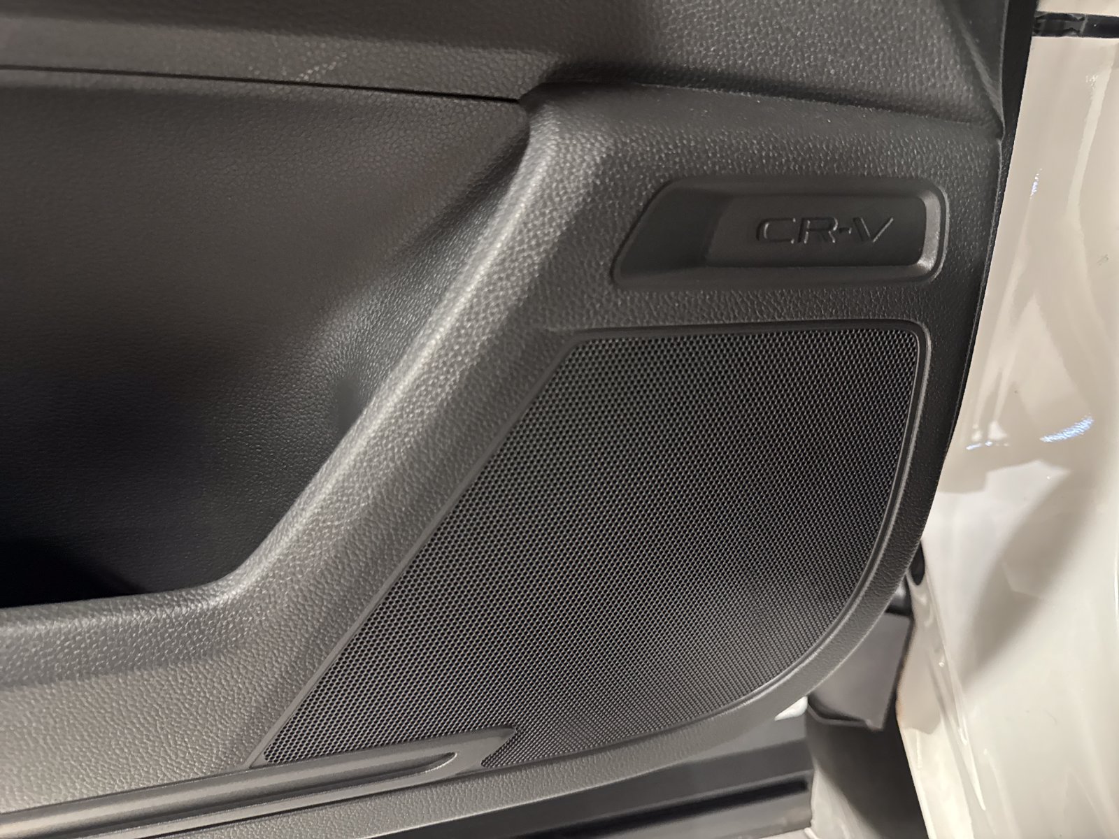 Used 2025 Honda CR-V EX-L image 17