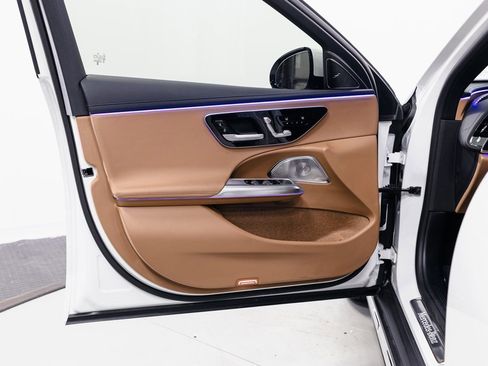 Used 2024 Mercedes-Benz E 450 4MATIC All-Terrain Wagon w/ Multicontour Seating Package image 5