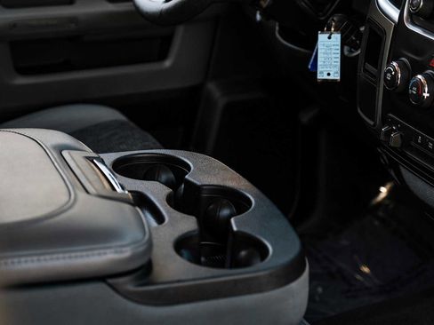 Used 2016 RAM 2500 SLT image 19