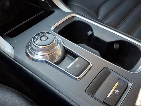 Certified 2019 Ford Fusion SEL image 20