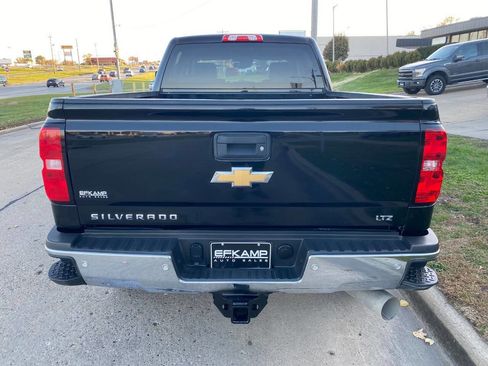Used 2018 Chevrolet Silverado 2500 LTZ w/ Duramax Plus Package image 4