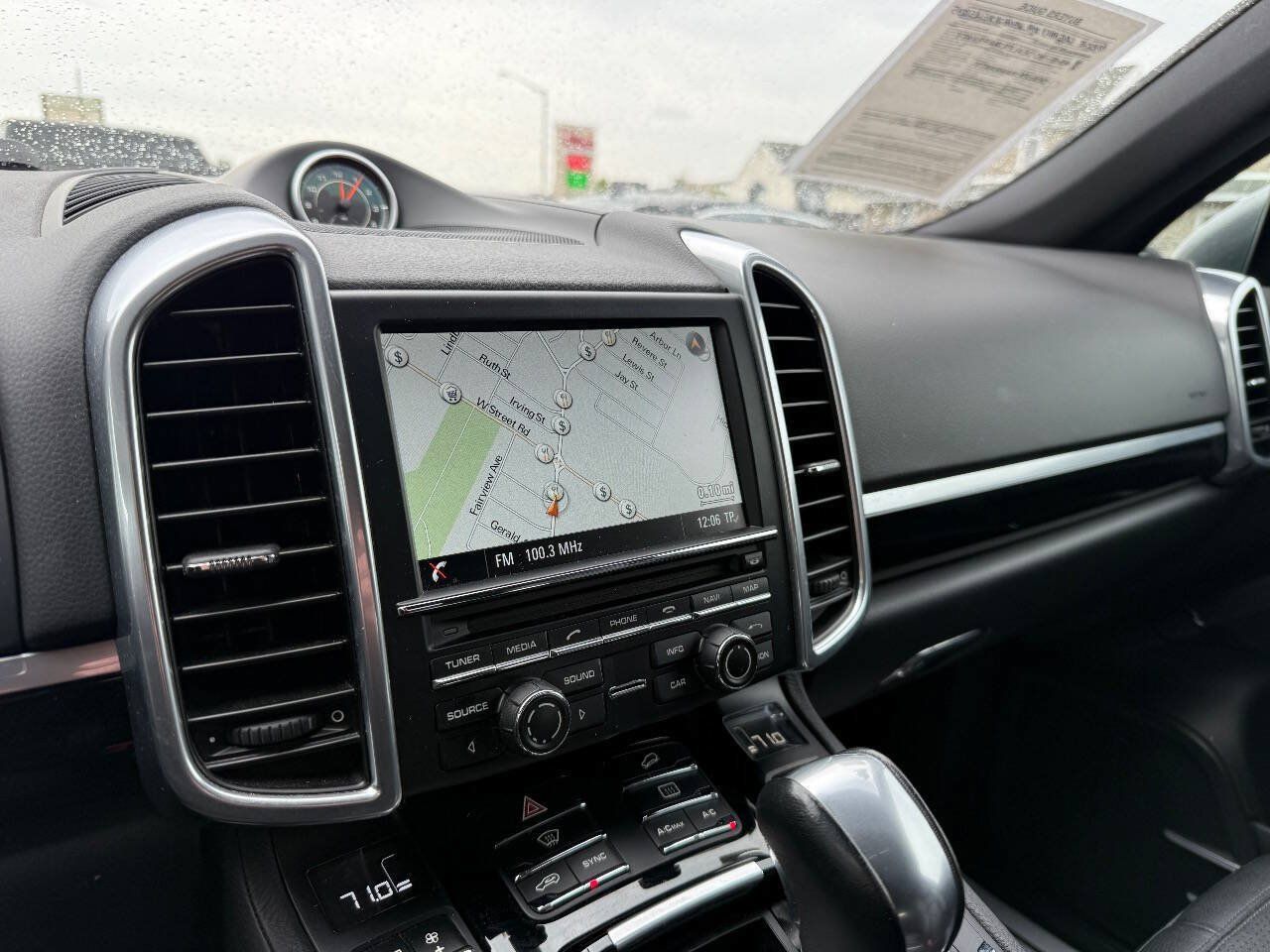 Used 2014 Porsche Cayenne S AWD/4WD image 15