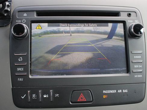 Used 2016 Chevrolet Traverse LS image 33