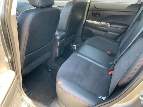 Used 2022 Mitsubishi Outlander Sport SE FWD image 23