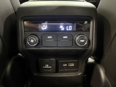 Used 2020 GMC Acadia SLT AWD/4WD image 20