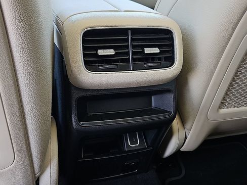 Used 2022 Mercedes-Benz GLE 350 image 18
