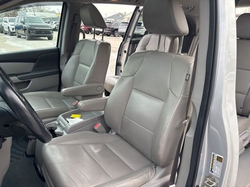 Used 2014 Honda Odyssey Touring image 13