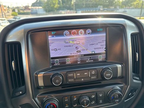 Used 2017 Chevrolet Silverado 1500 LT w/ All Star Edition AWD/4WD image 32