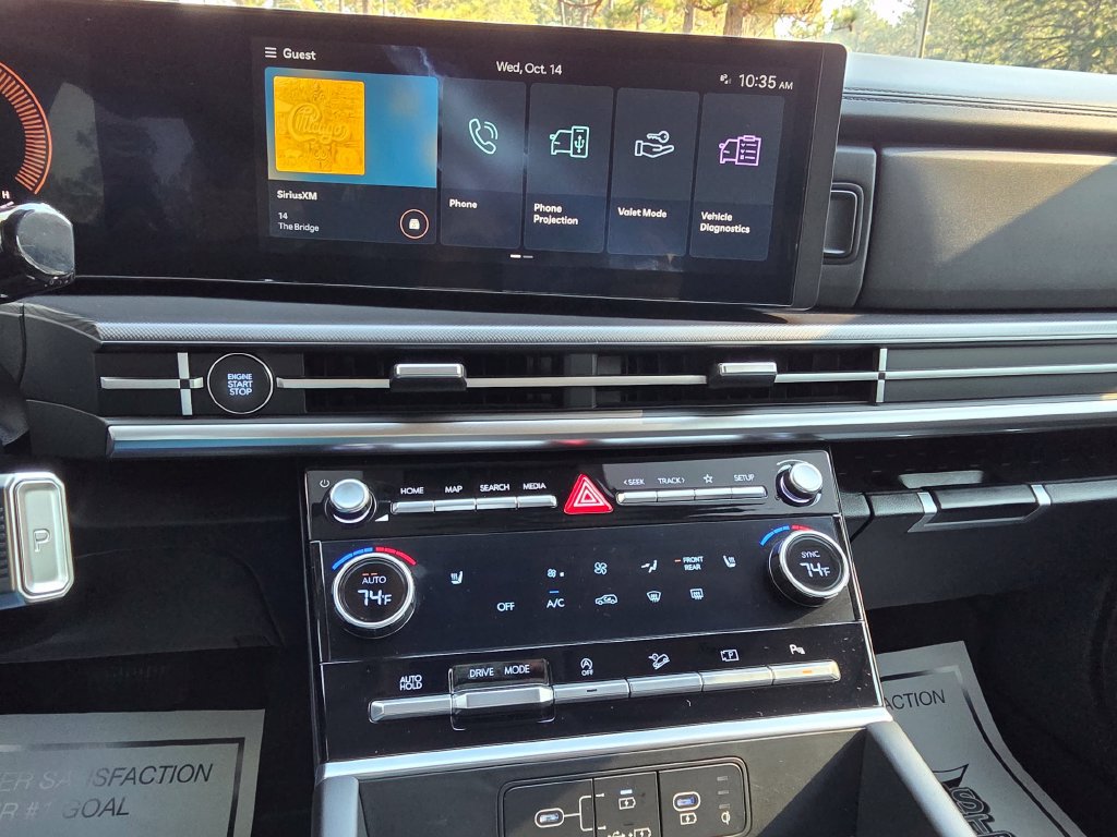 Used 2025 Hyundai Santa Fe SEL FWD image 30
