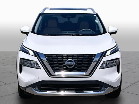 Used 2021 Nissan Rogue Platinum FWD image 4