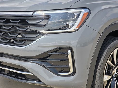New 2026 Volkswagen Atlas SEL Premium R-Line AWD/4WD image 7